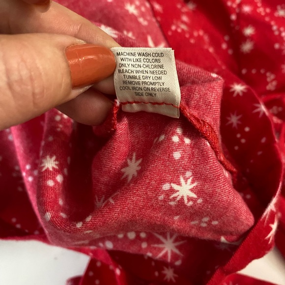 Victoria's Secret Flannel Pajama Set XL Women’s Red Stars Print Christmas, 2009 - Picture 12 of 16